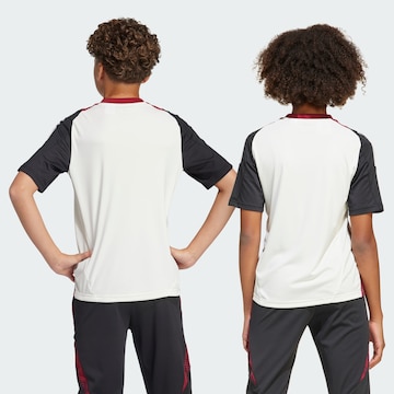 T-Shirt fonctionnel 'Manchester United Tiro 24' ADIDAS PERFORMANCE en blanc