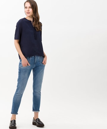 Slimfit Jeans 'Merrit' de la BRAX pe albastru: față