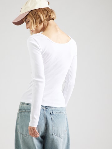 PIECES - Camisa 'PCKITTE' em branco