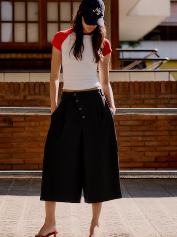Wide Leg Pantalon à pince Bershka en noir : devant