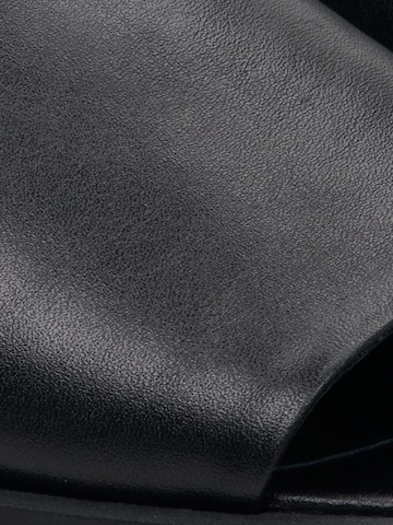 Estro Mules '54-396' in Black