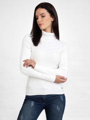 Sir Raymond Tailor Sweater 'Zoey' in White: front