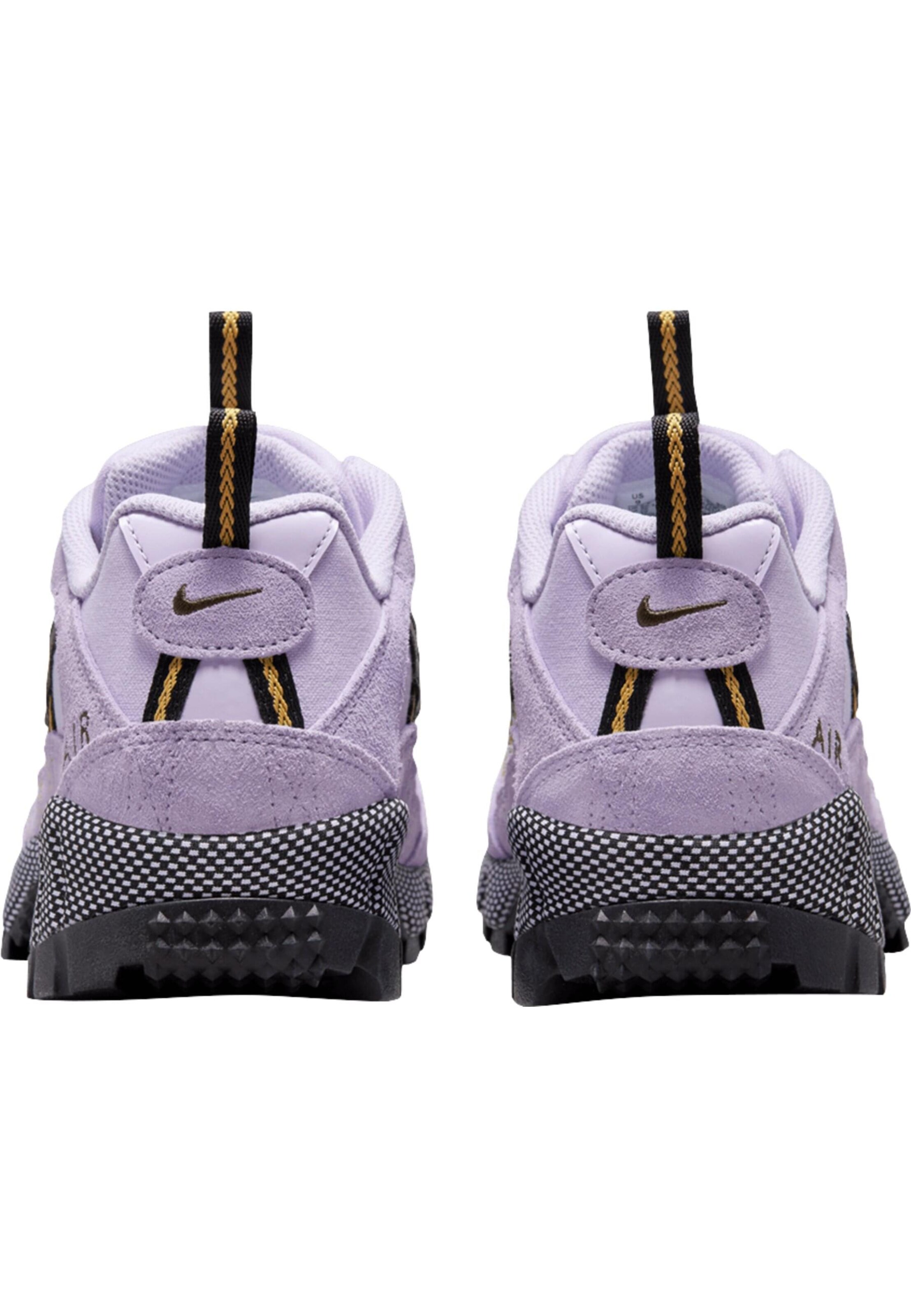 NIKE Sportschoen 'Air Humara' in Bruin