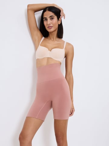 TRIUMPH Alakformáló nadrágok 'Soft Sculpt Panty' - rózsaszín