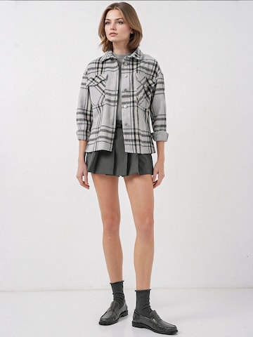 Bigdart Blouse in Grey