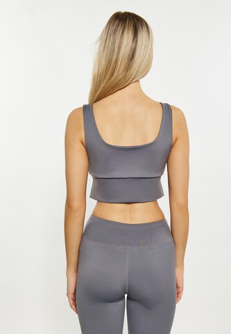 IZIA Top in Grey