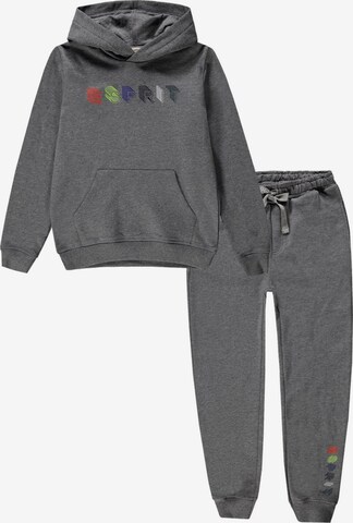 ESPRIT Set in Grey: front