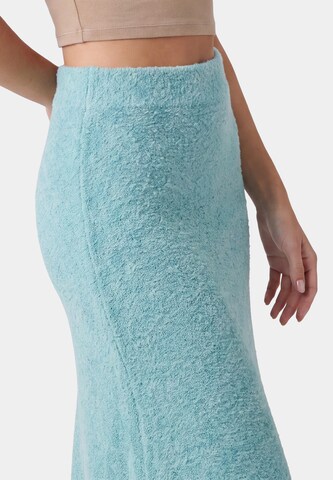 IZIA Rok in Blauw