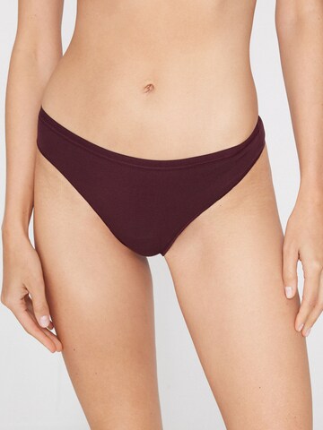 Tezenis String in Rot: Vorderseite