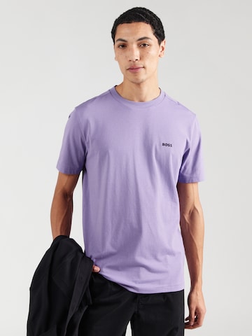 BOSS T-Shirt in Lila: Vorderseite