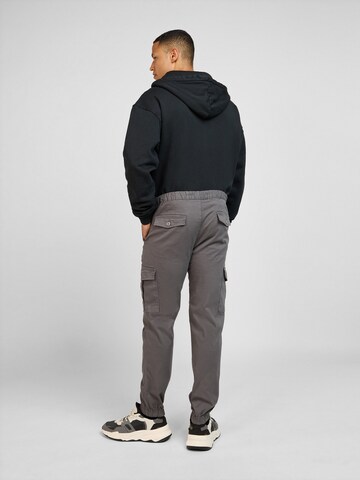 Pittman Tapered Cargo Pants 'Darius' in Grey