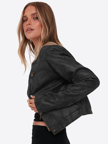 Veste mi-saison Imily Bela en noir