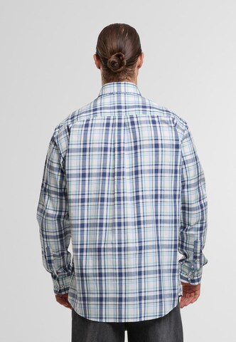 Comfort fit Camicia di FYNCH-HATTON in bianco