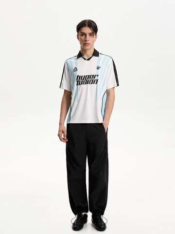 Bershka Bluser & t-shirts i hvid