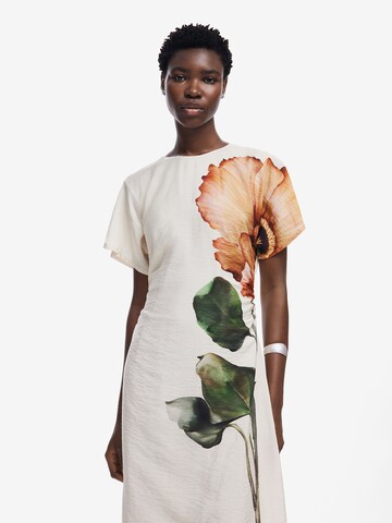 Rochie 'Flower' de la Desigual pe alb