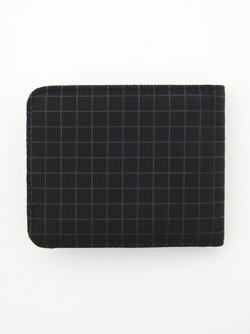 Pull&Bear Wallet in Black