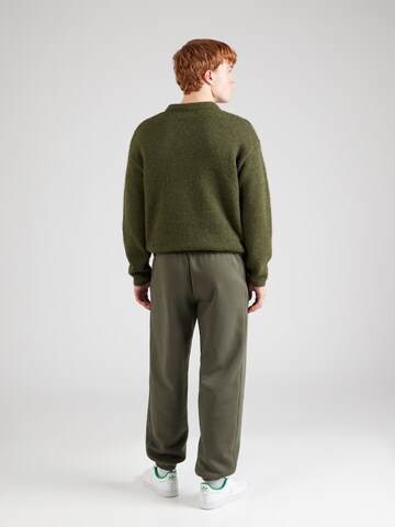 TOPMAN Tapered Broek in Groen