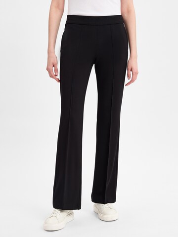 Cambio Regular Pleat-front trousers ' Francoise ' in Black: front