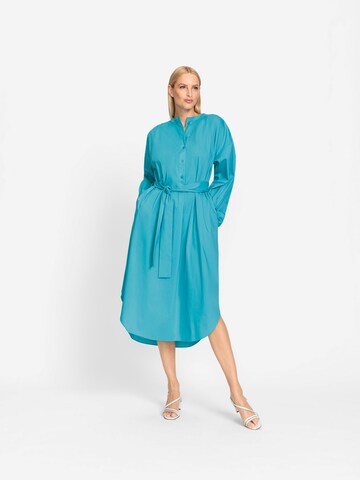 Abito camicia di heine in blu: frontale