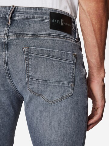 Mavi Skinny Jeans 'JAMES' in Grau