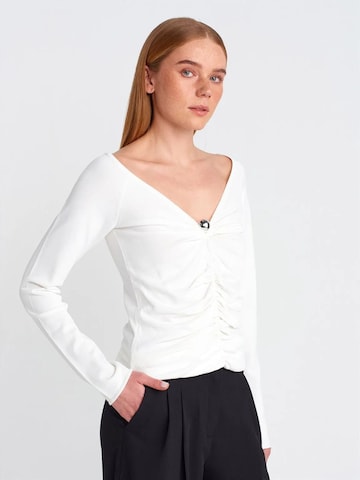 Pull-over 'Pullover' Dilvin en blanc : devant