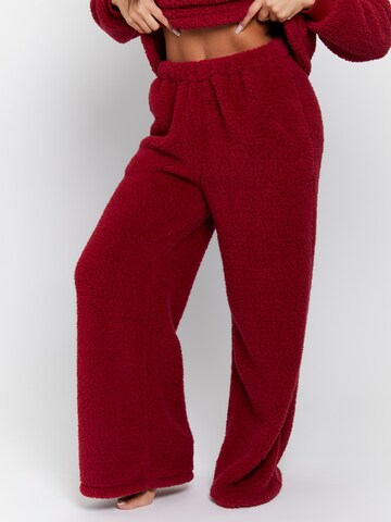 Loungeable Loungewear in Red