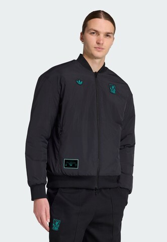 ADIDAS ORIGINALS Trainingsjack 'FC Liverpool Terrace Icons' in Zwart: voorkant