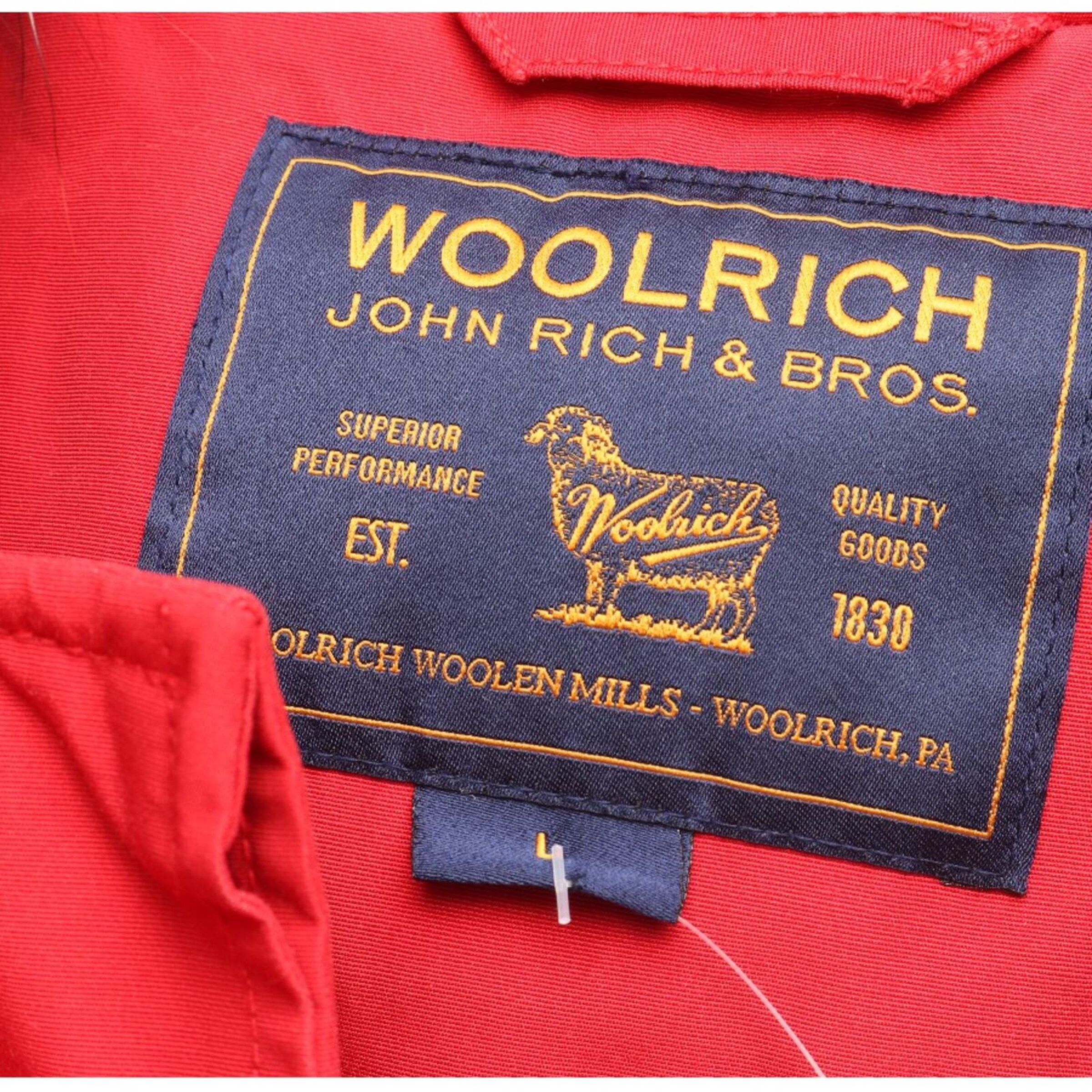 Woolrich Jacket & Coat in L in Red