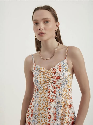 Hiccup - Vestido de verão em mistura de cores