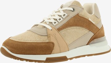 Baskets basses BULLBOXER en beige : devant