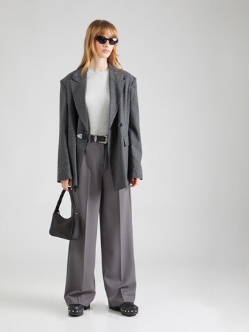 ONLY Обычный Плиссированные брюки 'HELENE' в Серый