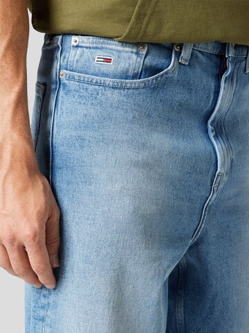 Tommy Jeans جينز واسع جينز 'BAX' بلون أزرق