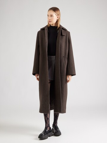 ABOUT YOU Тениска 'Caroline' в черно