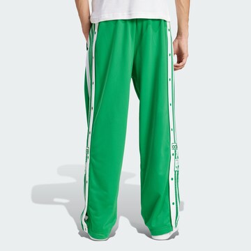 Loosefit Pantaloni 'Adibreak' di ADIDAS ORIGINALS in verde