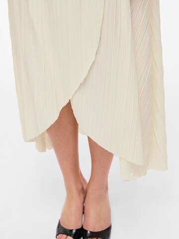 Jupe 'VIPlis' VILA en blanc