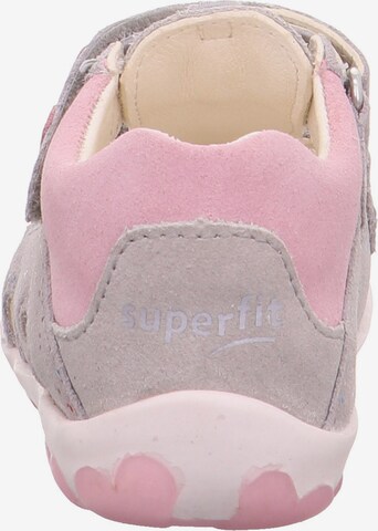 SUPERFIT - Sandalias 'Fanni' en gris