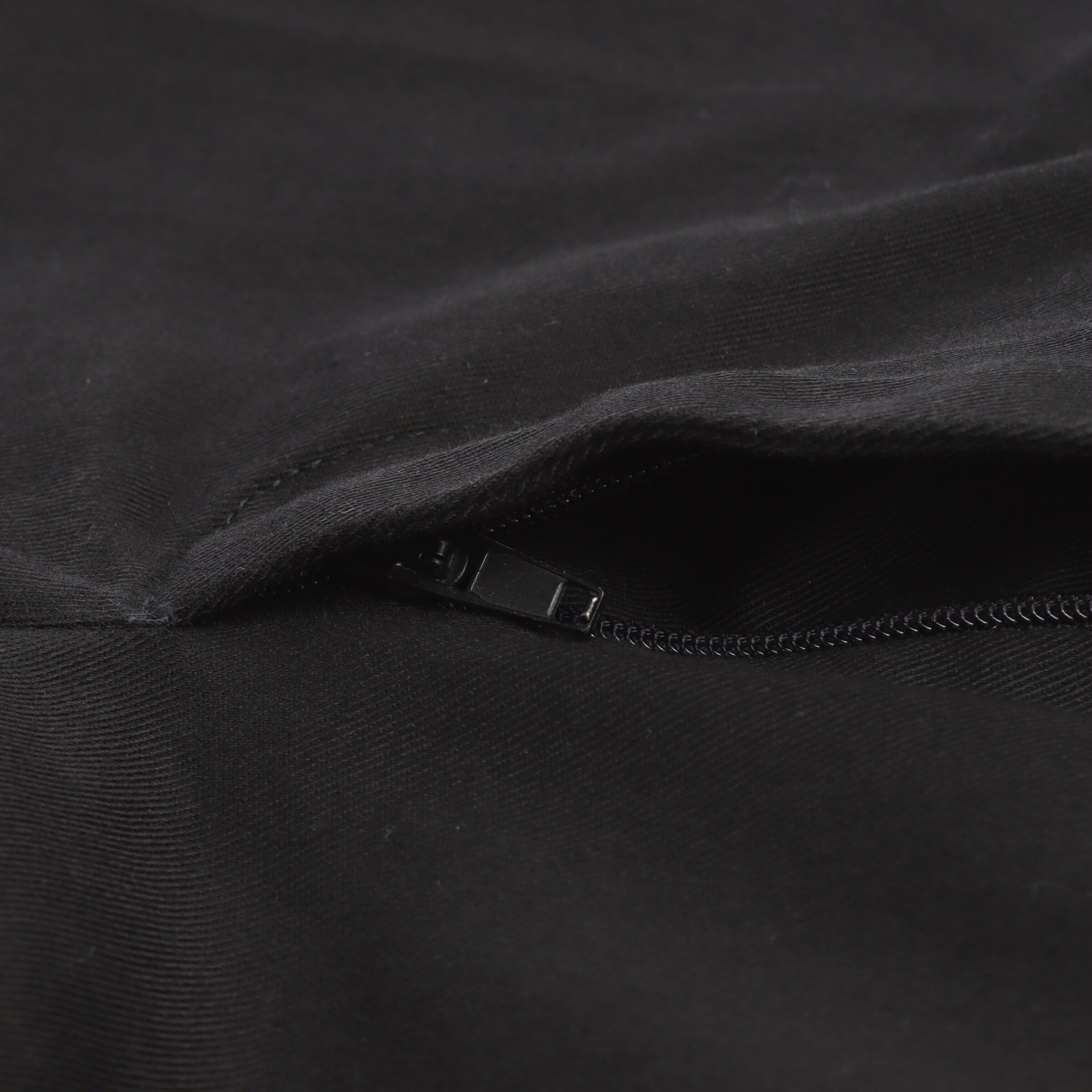 DOLCE & GABBANA Shorts in XXS in Black