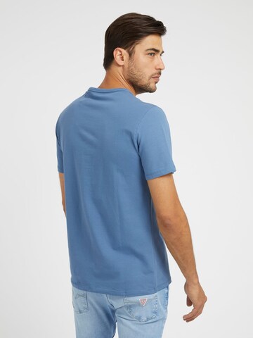 GUESS T-Shirt in Blau
