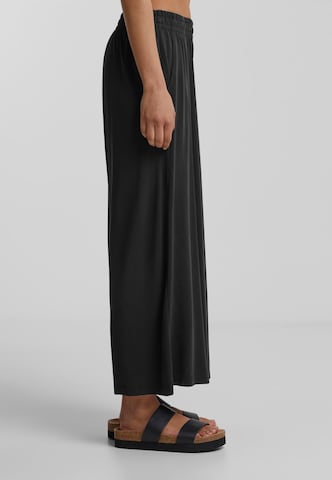 Wide Leg Pantalon Urban Classics en noir
