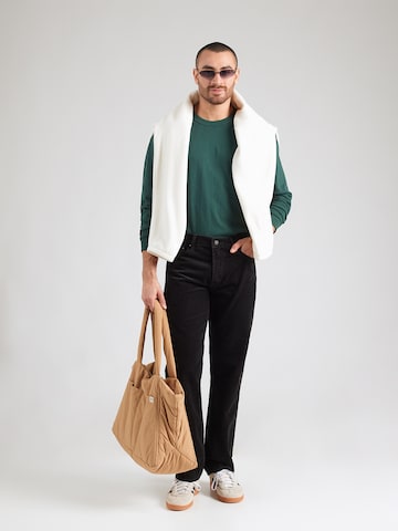 GAP Regular Housut värissä musta