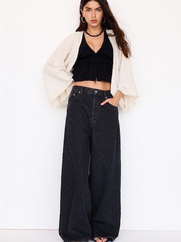 Pull&Bear Kimono in Beige