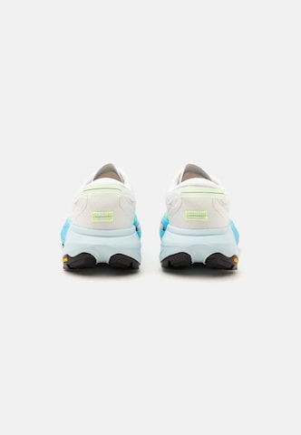 HOKA Juoksukengät 'MAFATE 5' värissä beige