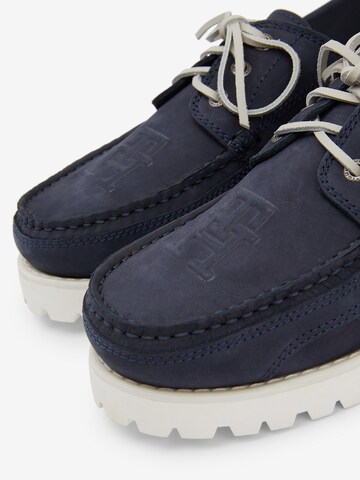 TOMMY HILFIGER Moccasins in Blue