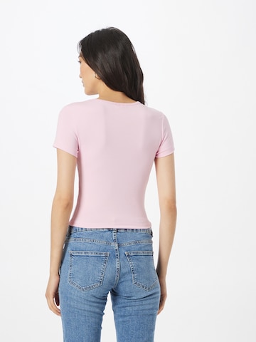 Gina Tricot - Camiseta en rosa