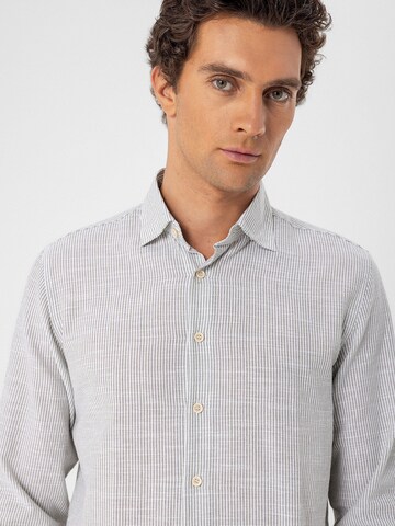 Coupe regular Chemise Antioch en vert