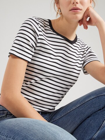 UNITED COLORS OF BENETTON Shirt in Wit