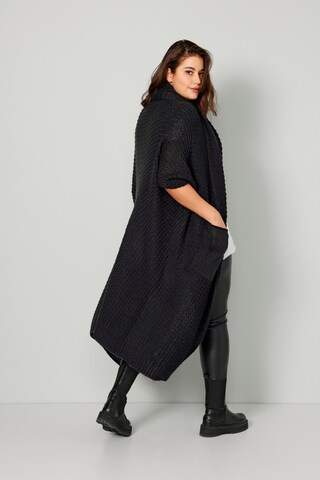 Angel of Style Oversized Cardigan in Black