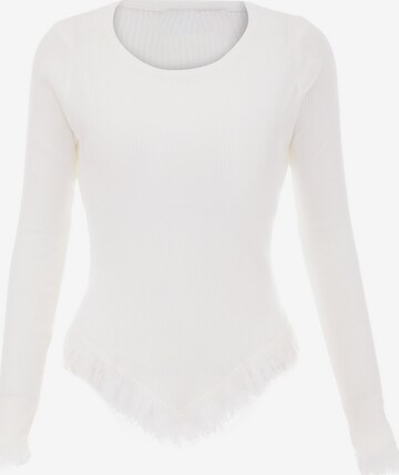 COBIE Sweater in White: front