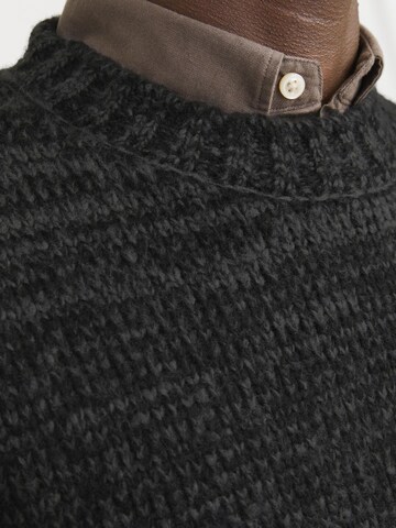 JACK & JONES Sweater in Black