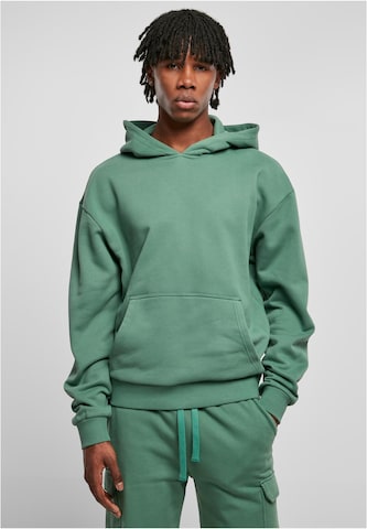 Urban Classics Sweatshirt in Green: front